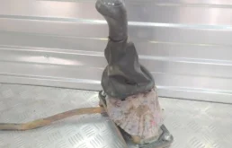 Кулиса МКПП для Renault Logan 2009 года на фотографиях