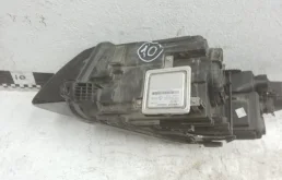 Фара правая для Land Rover Range Rover Evoque 2018 года на фотографиях