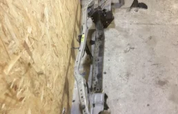 Панель радиатора (телевизор) для Nissan Almera на фотографиях