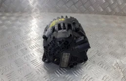 Генератор для Citroen Berlingo 2013 года на фотографиях