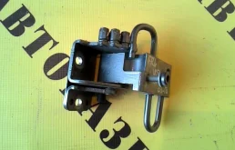 Петля двери передней правой нижняя PORSCHE CAYENNE 2003-2010 7L0831412A