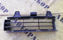 Решетка в бампер TOYOTA LAND CRUISER 200 2008-2021 5311260040