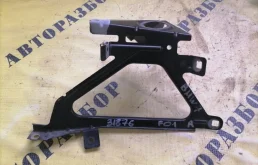 Кронштейн фары правый BMW 7-СЕРИЯ F01/F02 2008-2015 2009 7184180 4.4 N63 B44A 408 Л/С