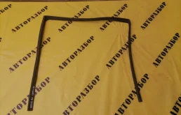 Уплотнитель резиновый TOYOTA CAMRY 50 2011-2017 6233233110C0
