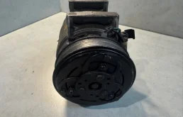 Компрессор кондиционера Volvo XC90 30761388 B5254T2
