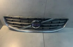 Решетка радиатора Volvo S60 30795039