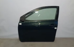 ДВЕРЬ TOYOTA COROLLA 6700202330 ПЕРЕДНЯЯ ЛЕВАЯ  синий DY462