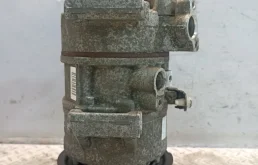 КОМПРЕССОР КОНДИЦИОНЕРА TOYOTA 8831068010 D3186