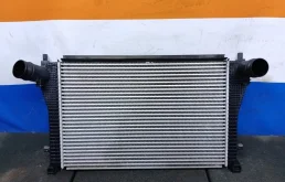 Интеркулер Volkswagen Tiguan 2018 5Q0145803R AD1 2.0TFSI CZPA