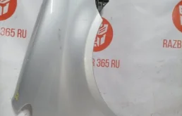 Крылья для Volkswagen Touran 2008 года на фотографиях