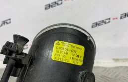 Противотуманка (ПТФ) передняя правая для Volvo C30 2009 года на фотографиях