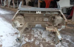 Передняя часть Renault Logan 2015 , L8