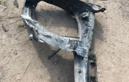 Усилитель переднего бампера для Mercedes-Benz GL class на фотографиях