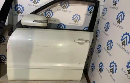 Дверь передняя левая для Suzuki Grand Vitara 1999 года на фотографиях