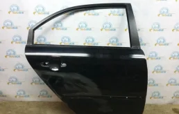 Двери для Hyundai NF 2008 года на фотографиях