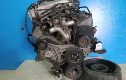 Двигатель без навесного для Mitsubishi Pajero 2012 года на фотографиях