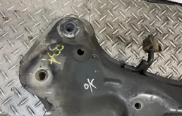 Подрамник двигателя для Hyundai i40 на фотографиях