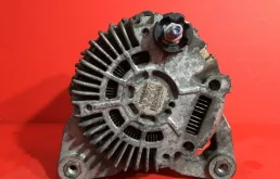 Генератор для Nissan Tiida на фотографиях