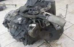 АКПП для Volkswagen Polo 2015 года на фотографиях