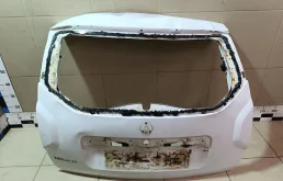 Дверь багажника Duster 2012>