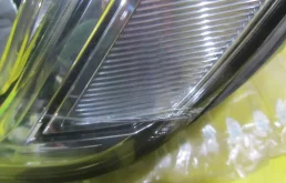 Фары для Volkswagen Touareg 2010 года на фотографиях