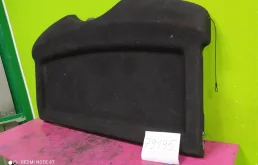 Полка багажника для Skoda Rapid 2015 года на фотографиях