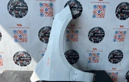 Крыло переднее правое Volvo S60 2012 31352074 B5254T5