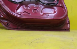 Дверь задняя левая для Honda Civic на фотографиях