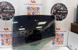 Стекло заднее левое Volvo S60 2012 31335324 B5254T5
