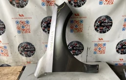 Крыло переднее правое Mercedes benz A180 2013 A1768810201 W176 270.910
