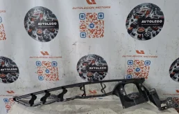 Кронштейн крыла BMW X5 2008 51657157990 E70 N52N, передний правый