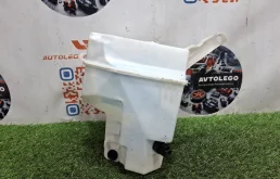 Бачок стеклоомывателя Volvo V70 2008 30784233 D5244T4