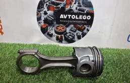Поршень с шатуном Land Rover Range Rover Evoque 2013 LR022444 L538 224DT