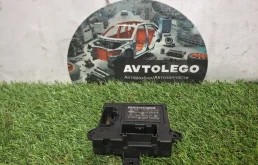 Блок комфорта Land Rover Range Rover 2012 LR023341 L322 448DT, передний