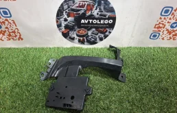 Кронштейн бампера Land Rover Range Rover Evoque 2017 LR099649 L538 204DTD, задний левый