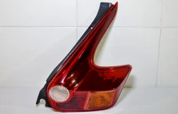 Фонарь NISSAN JUKE 2010+ 265501KA0A F15, правый