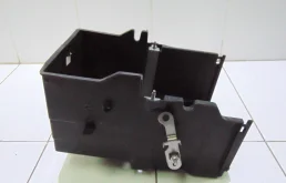 Площадка АКБ FORD KUGA 2012+ 2193637 CBS