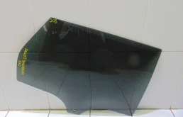 Стекло двери FORD FOCUS 2011+ 1708068 3 УНИВЕРСАЛ, заднее правое