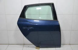 Дверь VOLVO V40 2013+ 31662587, задняя правая