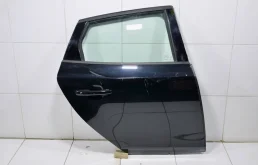 Дверь VOLVO V40 2012+ 31662587 MV, задняя правая