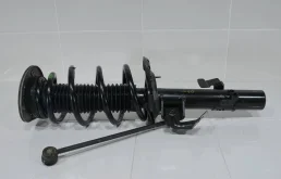 Стойка амортизатора LAND ROVER RANGE ROVER EVOQUE 2011-2018 LR024442 L538, передняя правая