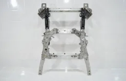 Подрамник LAND ROVER 2013+ LR038759 L405
