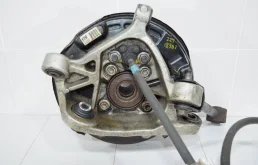 Кулак LEXUS IS250/350 2005-2013 4230430090 XE20, задний правый