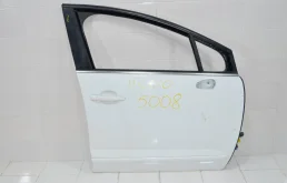 Дверь PEUGEOT 5008 2009-2016 9004AV T8, передняя правая