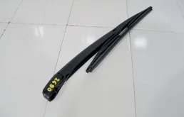Поводок стеклоочистителя HYUNDAI SANTA FE 2006-2012 988112B000 CM, задний
