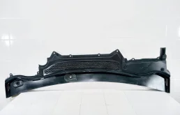 Жабо решетка LAND ROVER RANGE ROVER SPORT 2013+ LR038075 L494