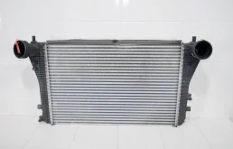 Интеркулер VOLKSWAGEN PASSAT 2006+ 1K0145805G B6