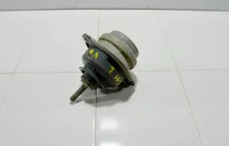 Опора двигателя VOLKSWAGEN TOUAREG 2002-2010 7L6199131C 7L