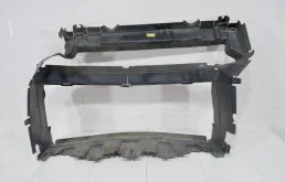 Дефлектор радиатора Land Rover Range Rover Sport 2013+ LR033397 L494