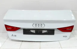 Крышка багажника AUDI A3 2013+ 8V5827025F 8V СЕДАН